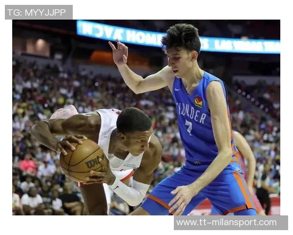 文班亚马夏季训练经历残酷增肌计划收获显著进步与成长 文班亚马夏季训练经历残酷增肌计划收获显著进步与成长