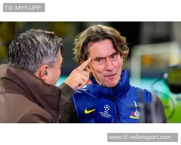 好友透露霍伊伦加盟曼联时年轻无怨恨一家人始终支持红魔 好友透露霍伊伦加盟曼联时年轻无怨恨一家人始终支持红魔